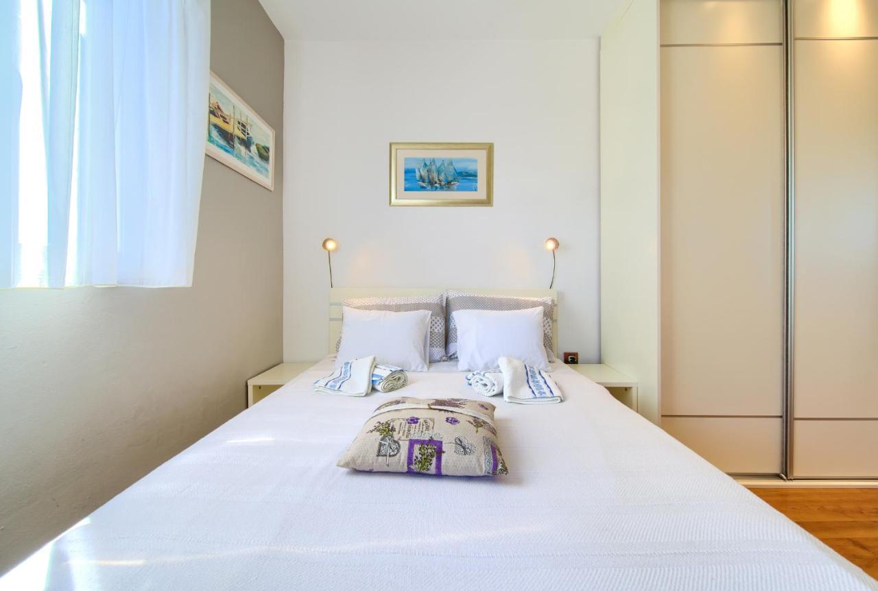 Studio Apartment Vesna Кърк Екстериор снимка