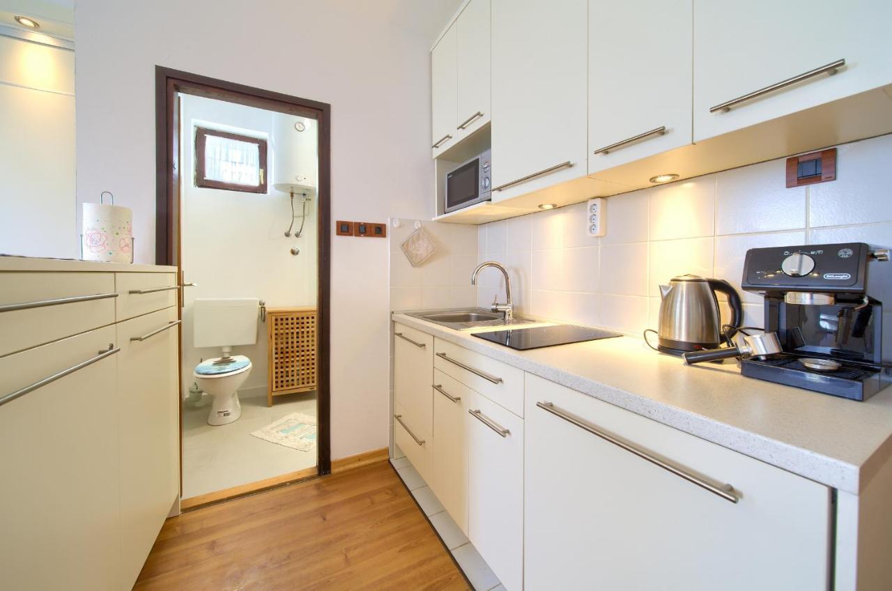 Studio Apartment Vesna Кърк Екстериор снимка