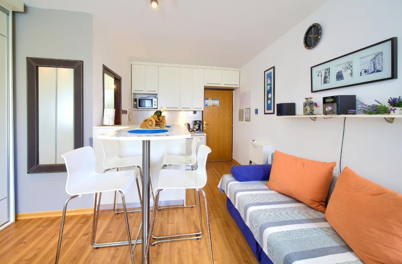 Studio Apartment Vesna Кърк Екстериор снимка
