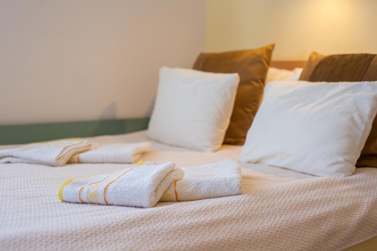 Studio Apartment Vesna Кърк Екстериор снимка