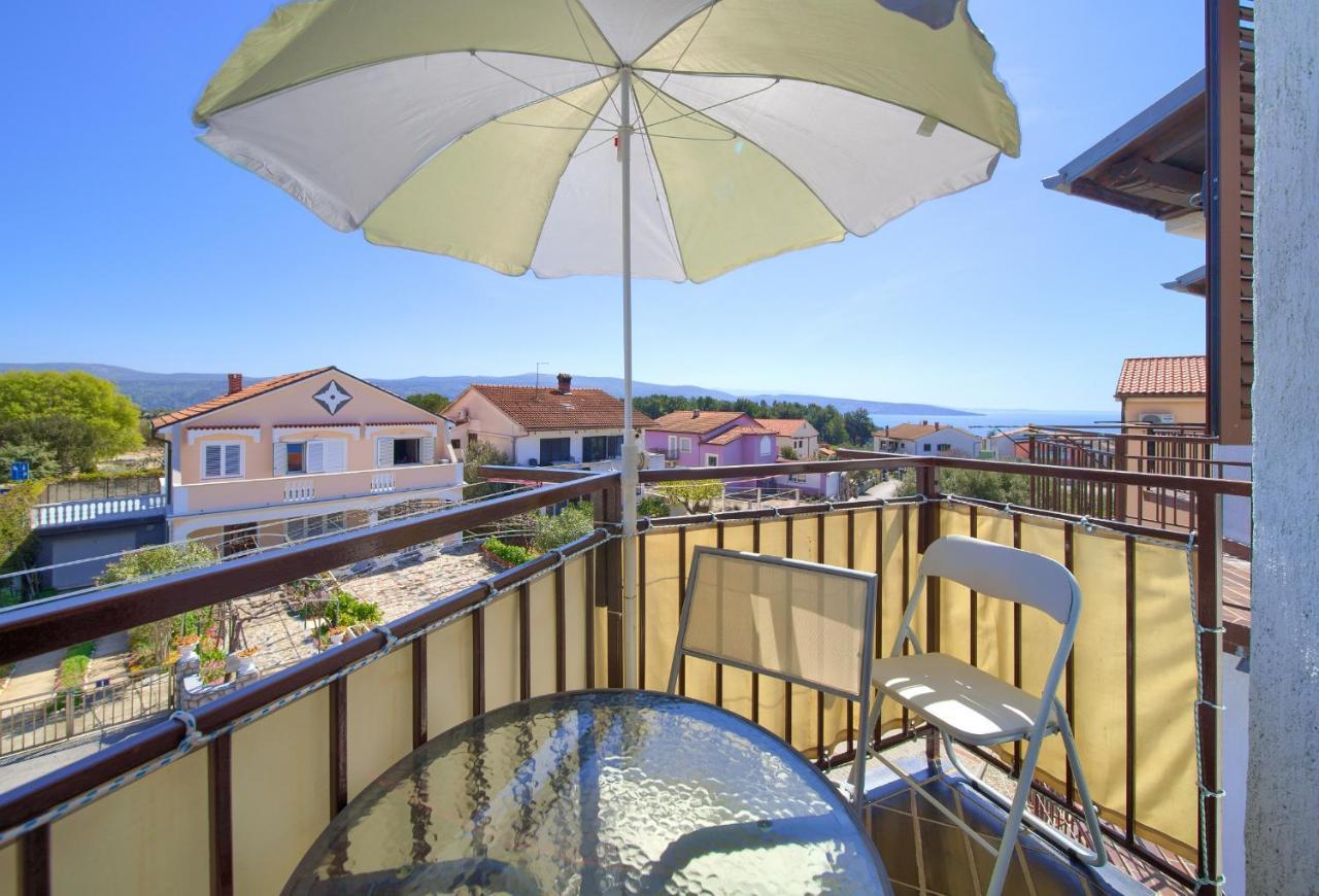 Studio Apartment Vesna Кърк Екстериор снимка